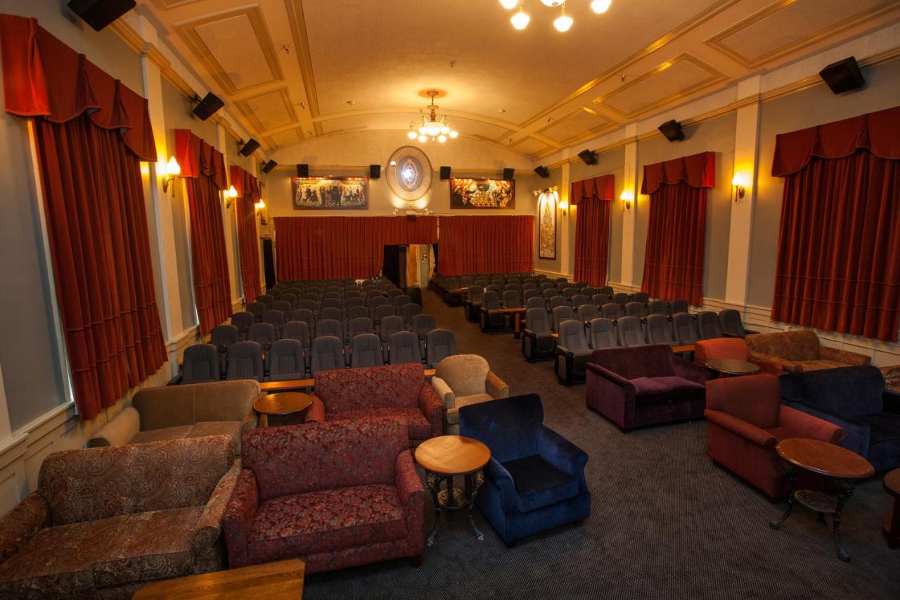 פורט סגרוב Mcmenamins Grand Lodge מראה חיצוני תמונה